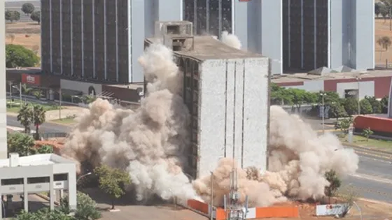 Demolição de casas